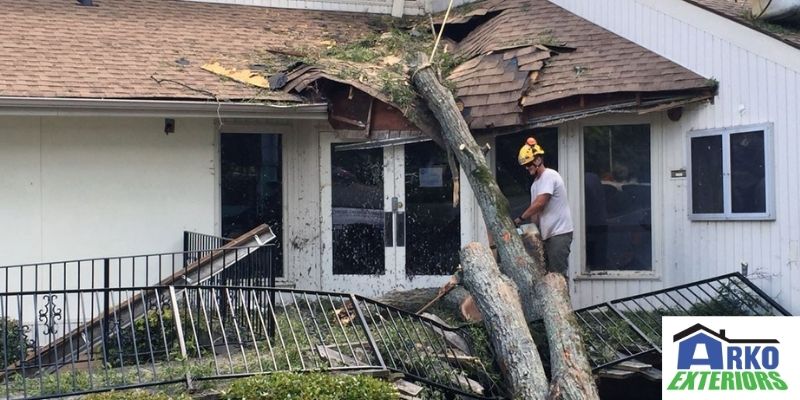 reasons to hire a storm damage repair specialist