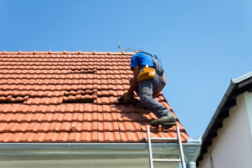 When Emergency Roof Repair Services Are Necessary